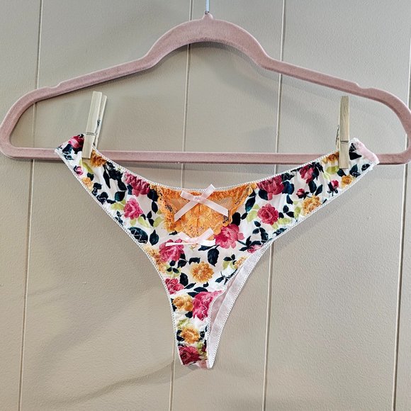 💜 4/$30 💜 Lingerie Set - Picture 7 of 10